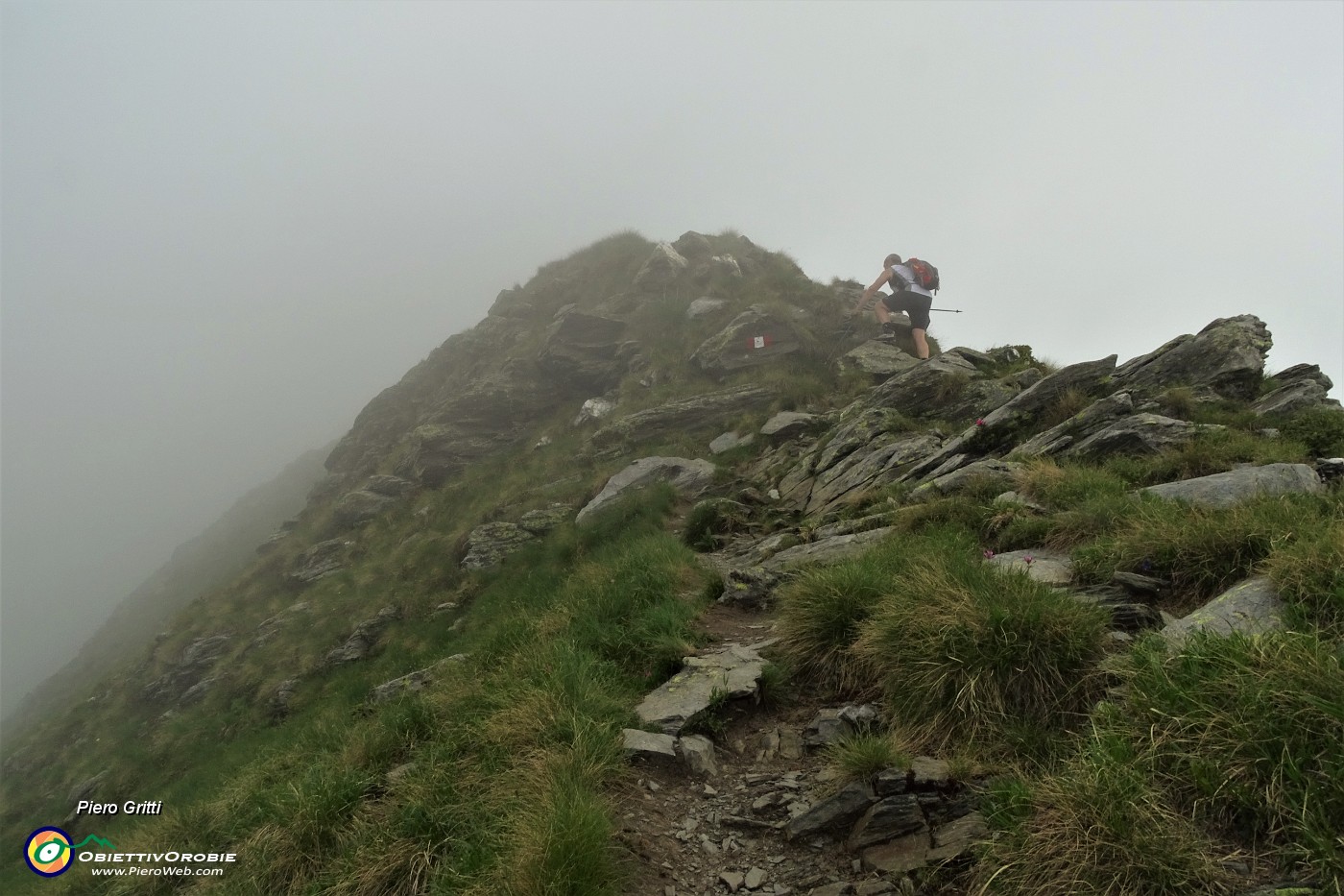 29 Salendo dal Passo a Cima Lemma.JPG